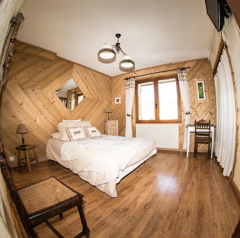 B&B Chalet La Providence Le Sauze Kamer foto