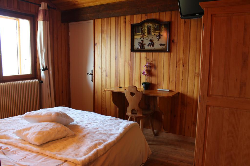 B&B Chalet La Providence Le Sauze Kamer foto